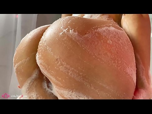 ❤️ Brunette Anoita bonyora neVibrator kune Yakanyanya Orgasm muShower Zvinonyadzisira ❌